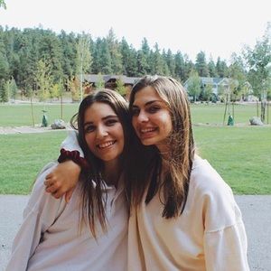 Meet your Posher, Sophia